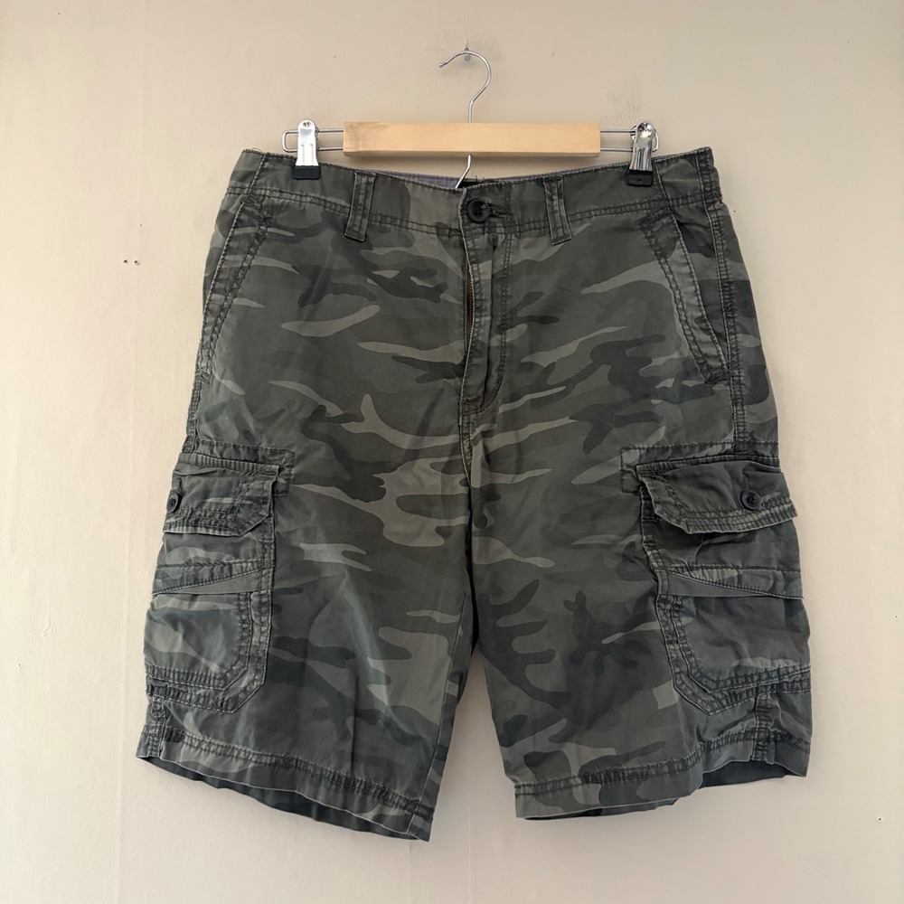Union SEA WA Mens Camo Cargo Shorts Size 31 Skater Grunge Military Utility Army